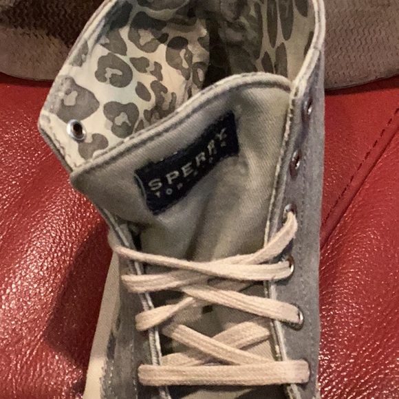 Sperry Hi-tops - Picture 9 of 9